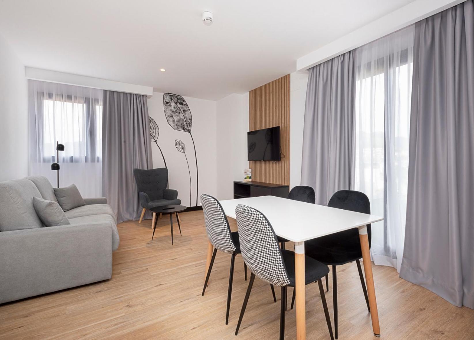 Sercotel Plana Suites Vall de Uxó エクステリア 写真